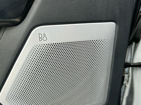 Certified 2025 Ford F350 Platinum w/ FX4 Off-Road Package image 31