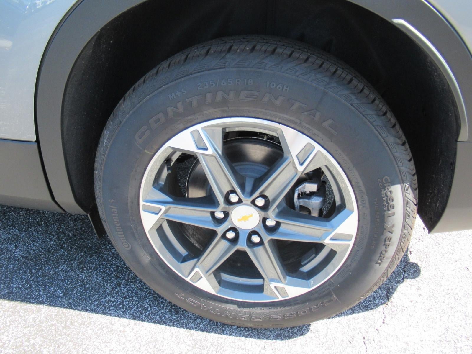 New 2026 Chevrolet Blazer LT w/ Convenience Package FWD image 8
