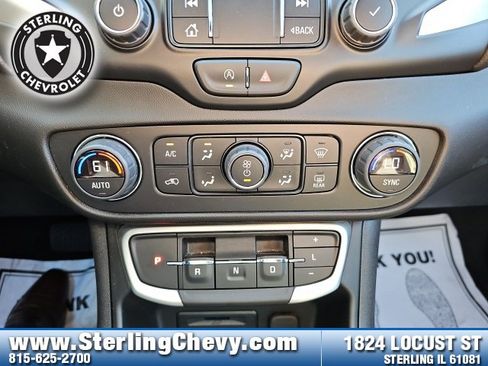 Used 2023 GMC Terrain SLT w/ Elevation Edition image 14