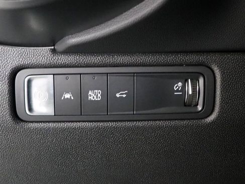 Used 2024 Chevrolet Equinox EV RS image 23