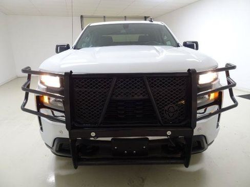 Used 2020 Chevrolet Silverado 1500 W/T w/ WT Convenience Package AWD/4WD image 2