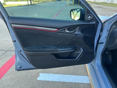 Used 2019 Honda Civic Type R image 17