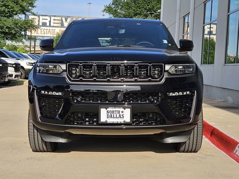 New 2026 Jeep Grand Cherokee Limited AWD/4WD image 5