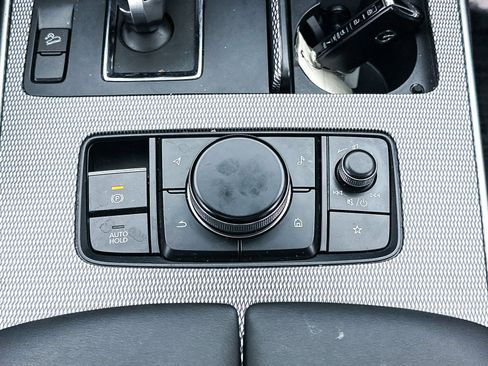 Certified 2025 MAZDA CX-70 Plug-In Hybrid w/ Premium Pkg image 23