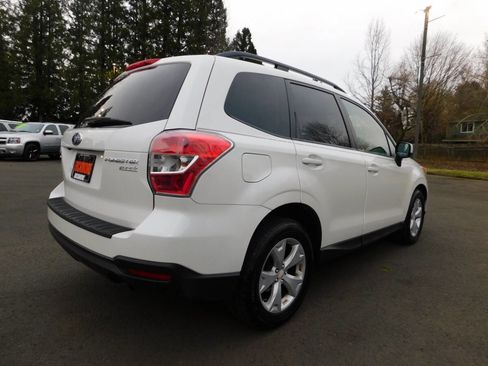 Used 2016 Subaru Forester 2.5i Premium w/ All-Weather Package image 2