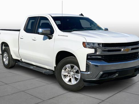 Used 2019 Chevrolet Silverado 1500 LT w/ All-Star Edition image 2