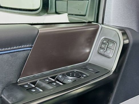 New 2026 Ford F450 Platinum w/ FX4 Off-Road Package image 18