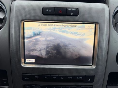 Used 2011 Ford F150 Lariat Limited image 23