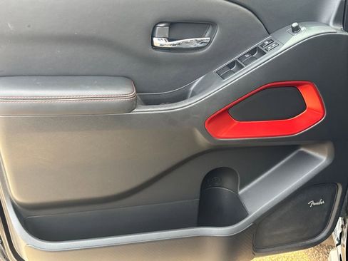 Used 2023 Nissan Frontier PRO-4X w/ Pro-4X Premium Package image 5