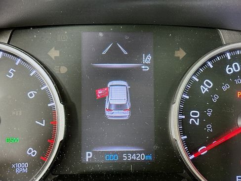 Used 2019 Toyota RAV4 XLE image 19