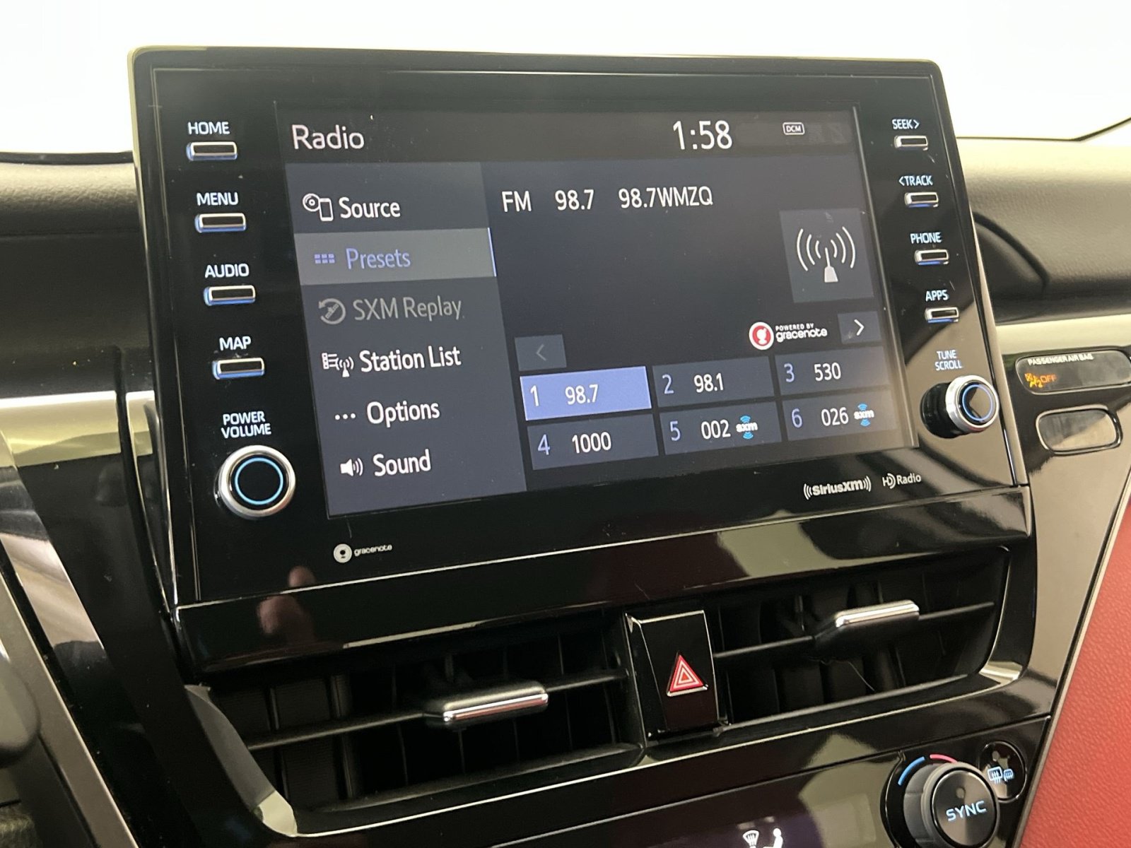 Used 2021 Toyota Camry XSE FWD image 17