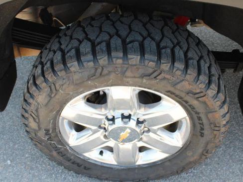 Used 2023 Chevrolet Silverado 2500 LTZ w/ LTZ Plus Package AWD/4WD image 14