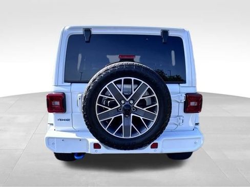 Used 2024 Jeep Wrangler High Altitude AWD/4WD image 6