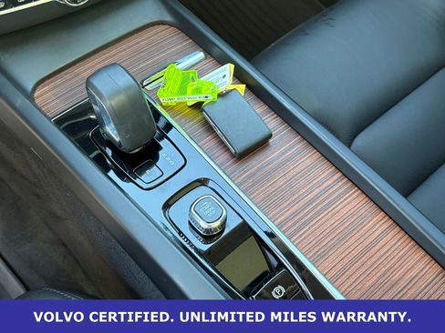 Certified 2023 Volvo XC60 B5 Plus w/ Climate Package image 21