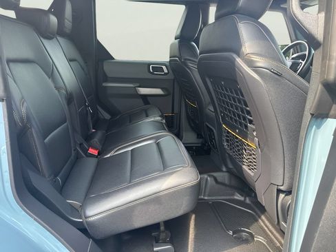Used 2022 Ford Bronco Badlands AWD/4WD image 16