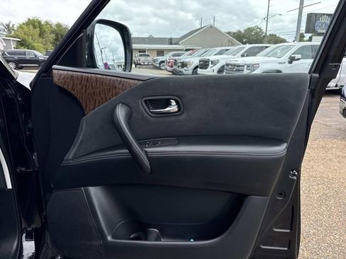 Used 2019 Nissan Armada SV w/ Driver Package RWD image 17