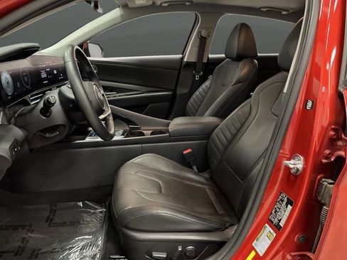 Used 2021 Hyundai Elantra Limited image 4