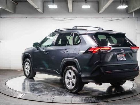 Certified 2019 Toyota RAV4 XLE image 3