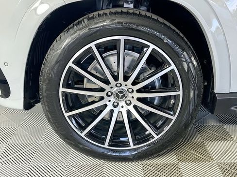 New 2026 Mercedes-Benz GLS 450 4MATIC image 32