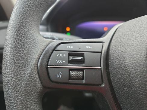 Used 2024 Honda Accord EX image 16