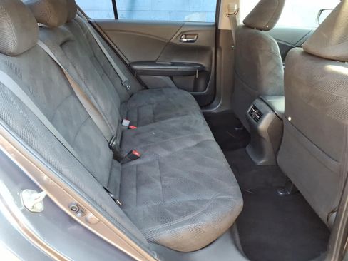 Used 2016 Honda Accord EX image 11