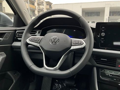 New 2026 Volkswagen Jetta SE FWD image 20