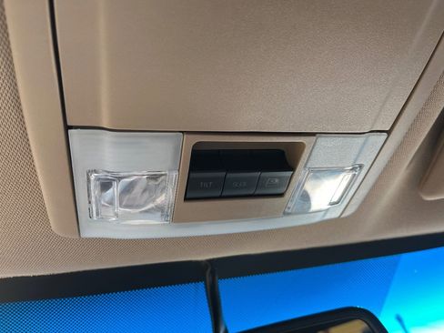 Used 2013 Ford F150 King Ranch w/ King Ranch Luxury Pkg image 25