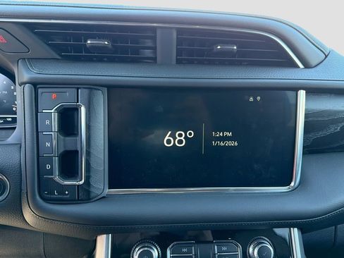 Used 2024 GMC Yukon Denali w/ Denali Reserve Package image 36