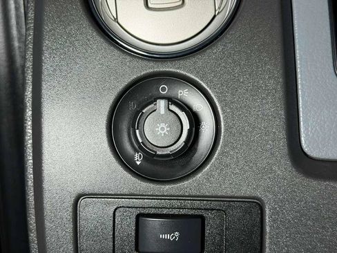 Used 2013 Ford F150 XLT w/ XLT Chrome Pkg RWD image 25