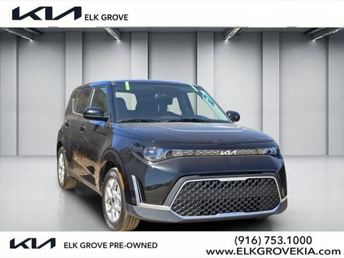 Certified 2025 Kia Soul LX w/ LX Technology Package FWD image 1