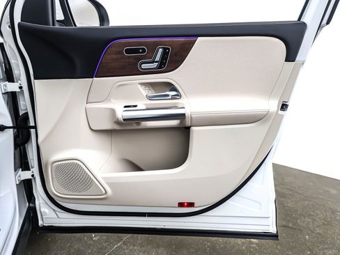 Certified 2023 Mercedes-Benz GLA 250 GLA 250 4MATIC SUV image 25