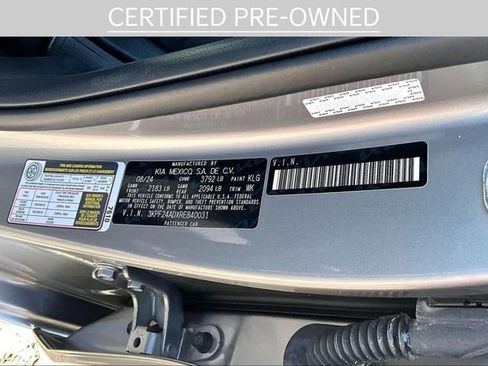 Certified 2024 Kia Forte LXS FWD image 29