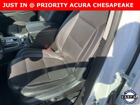 Used 2018 Chevrolet Traverse Premier image 16