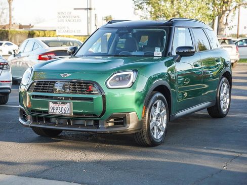 Used 2025 MINI Cooper Countryman S w/ Comfort Package Max image 4