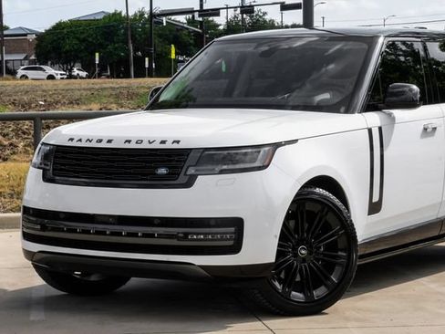 Used 2024 Land Rover Range Rover Long Wheelbase SE AWD/4WD image 5