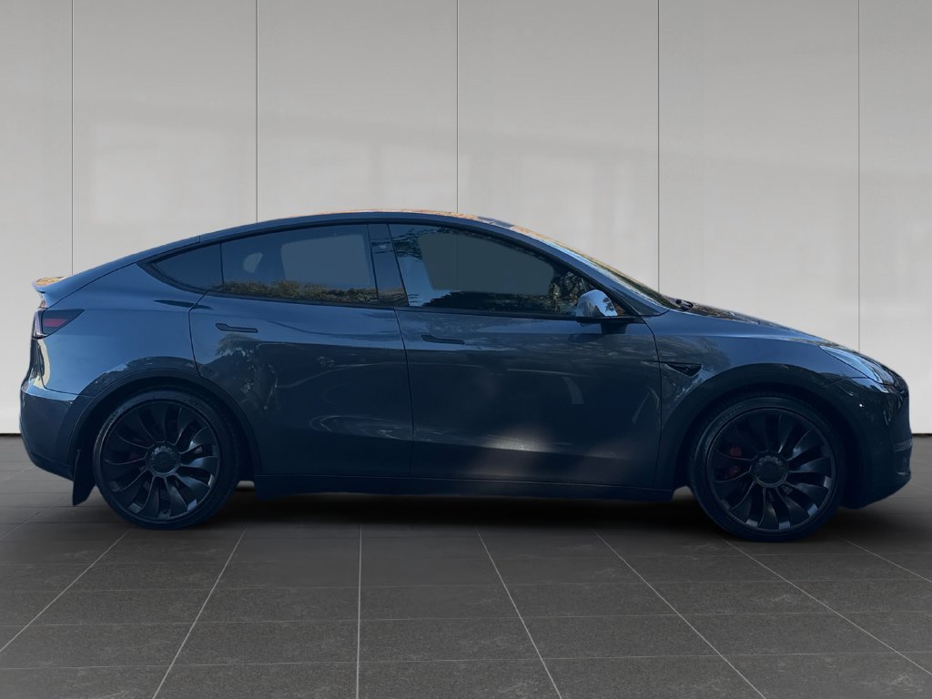 Used 2023 Tesla Model Y Performance AWD/4WD image 6