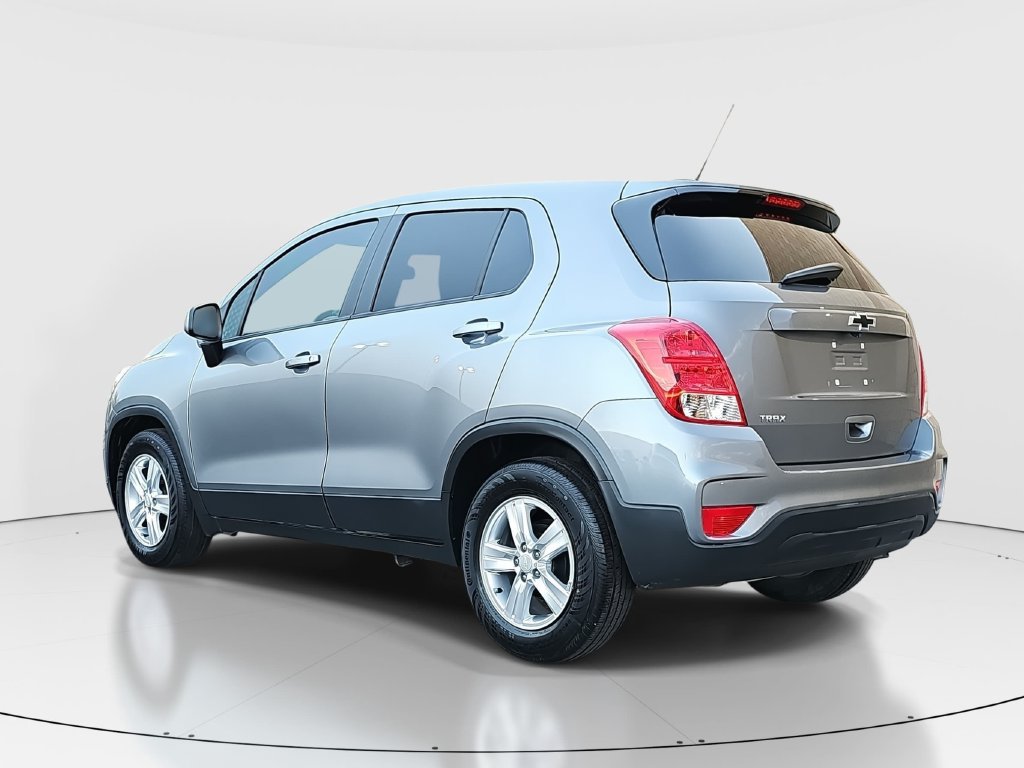 Used 2020 Chevrolet Trax LS w/ Tint and Cruise Package FWD image 7