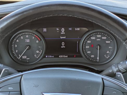 Used 2020 Cadillac XT5 Sportv image 22