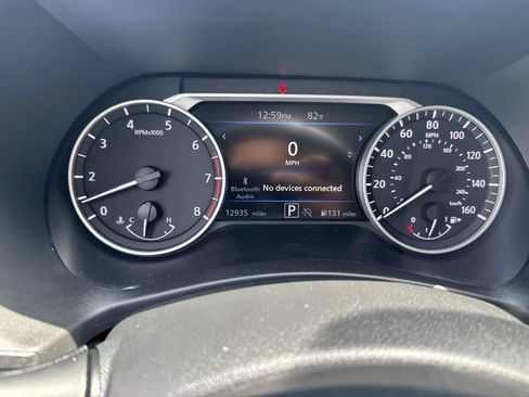 Used 2025 Nissan Sentra SV FWD image 12