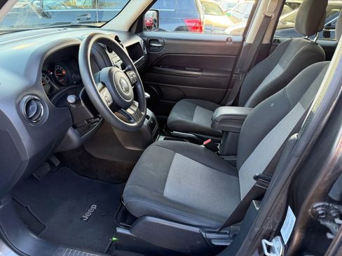 Used 2016 Jeep Patriot Sport w/ Power Value Group AWD/4WD image 25