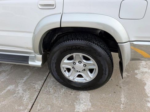 Used 2001 Toyota 4Runner SR5 image 5