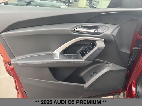 New 2025 Audi Q5 Premium image 12