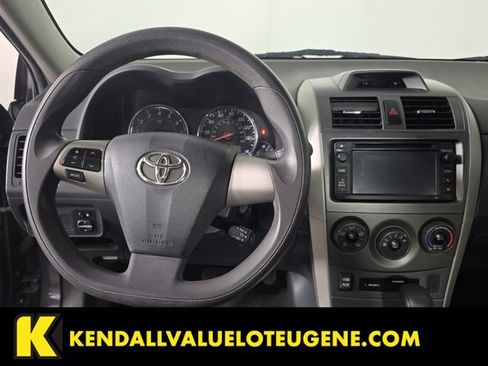 Used 2013 Toyota Corolla S w/ Premium Pkg FWD image 9