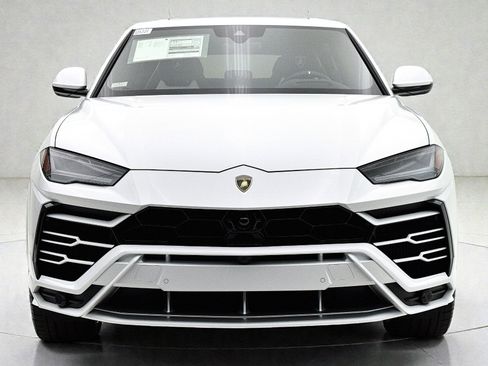 Used 2021 Lamborghini Urus image 11