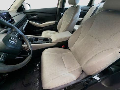 Used 2025 Honda Accord SE image 11