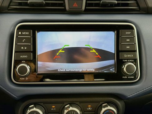 Used 2025 Nissan Versa SV FWD image 22