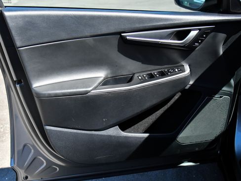 Used 2023 Kia EV6 Wind w/ Wind Technology Package AWD/4WD image 14