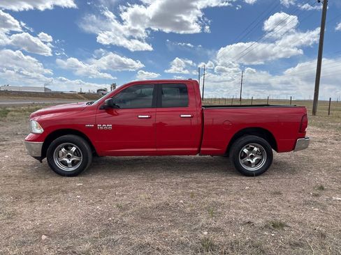 Used 2013 RAM 1500 Classic SLT w/ Premium Display Pkg AWD/4WD image 2