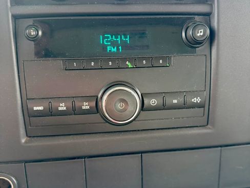 Used 2008 GMC Savana 3500 RWD image 13