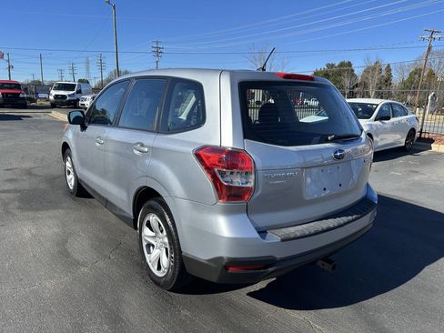 Used 2014 Subaru Forester 2.5i image 7